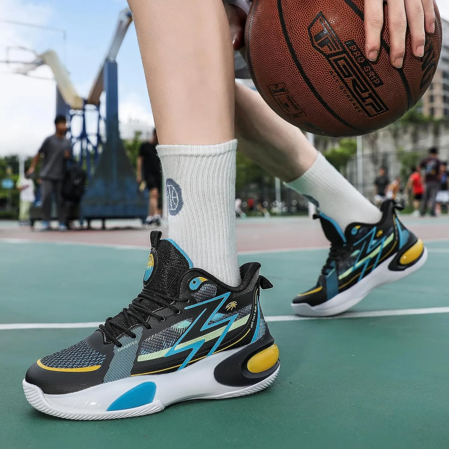 Mens Womens Basketball Shoes Fashion Breathable Sneakers Athletic Lightweight Non Slip Volleyball Outdoor Shoe