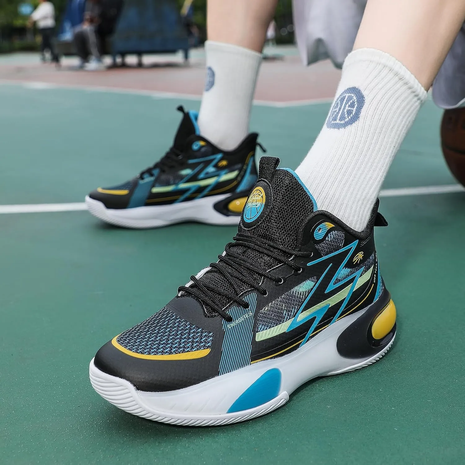 Mens Womens Basketball Shoes Fashion Breathable Sneakers Athletic Lightweight Non Slip Volleyball Outdoor Shoe