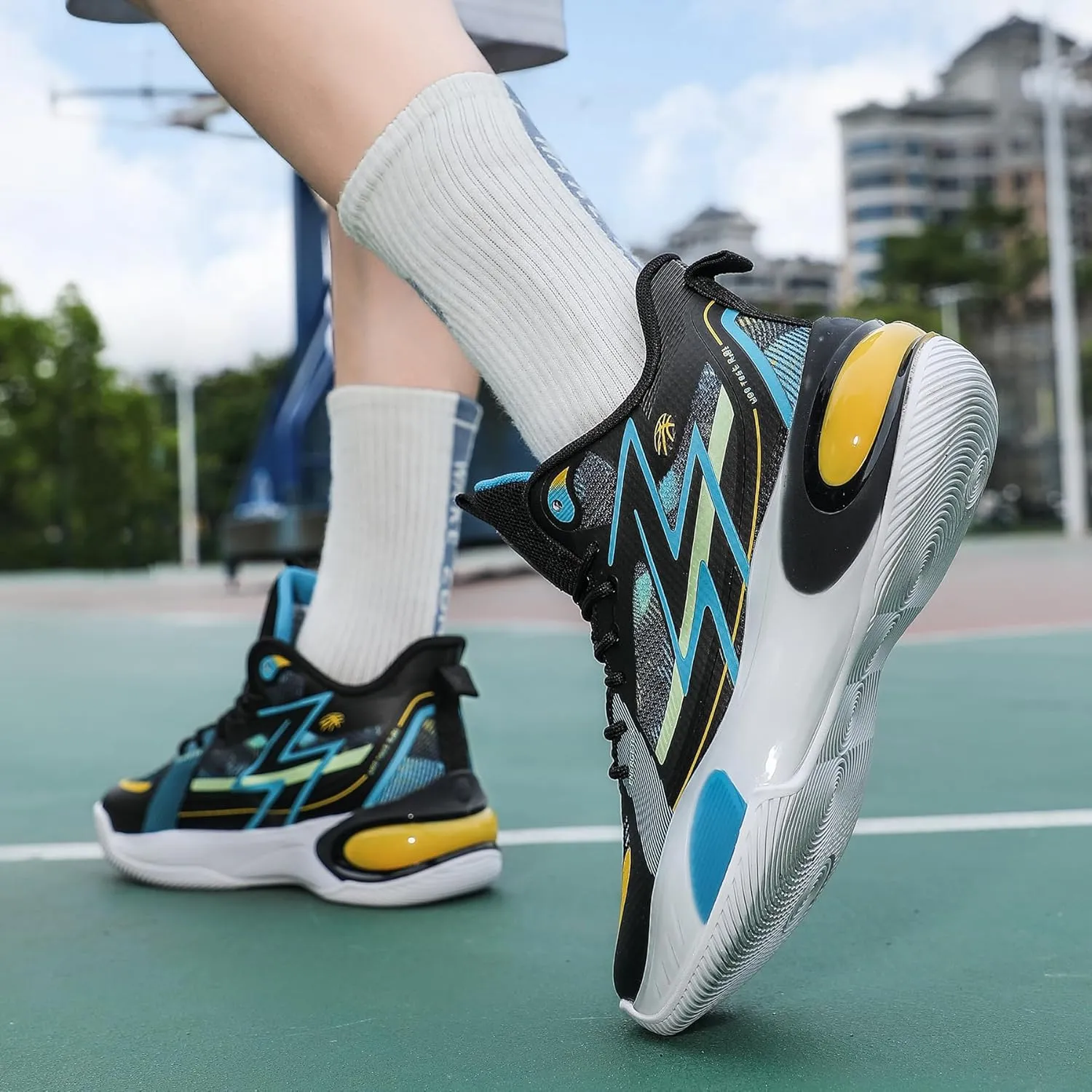Mens Womens Basketball Shoes Fashion Breathable Sneakers Athletic Lightweight Non Slip Volleyball Outdoor Shoe